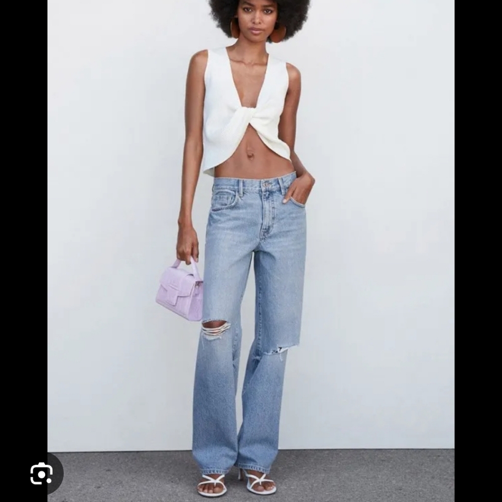 Mango Light Blue Straight Leg Jeans. Size 4 NWT